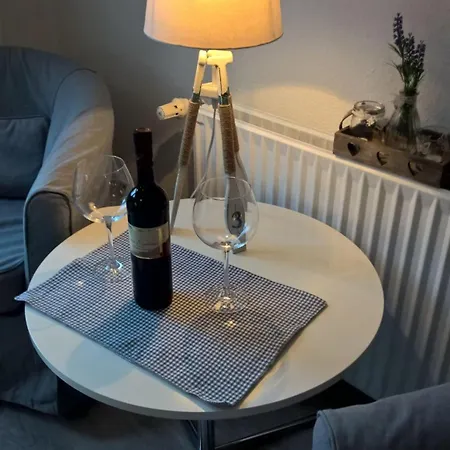 Meerzeit-i-mit-terasse *