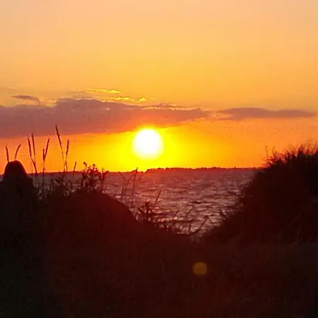 Meerzeit-i-mit-terasse * Fehmarn